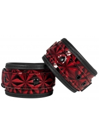 Красно-черные поножи Luxury Ankle Cuffs - Shots Media BV - купить с доставкой в Новосибирске