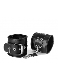 Черные кожаные наручники с ремешком с двумя карабинами на концах - Sitabella - купить с доставкой в Новосибирске