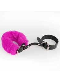 Черные кожаные наручники со съемной ярко-розовой опушкой - Sitabella - купить с доставкой в Новосибирске
