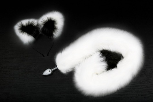 Серебристая анальная пробка с бело-черным хвостиком и ободком-ушками - Пикантные штучки - купить с доставкой в Новосибирске