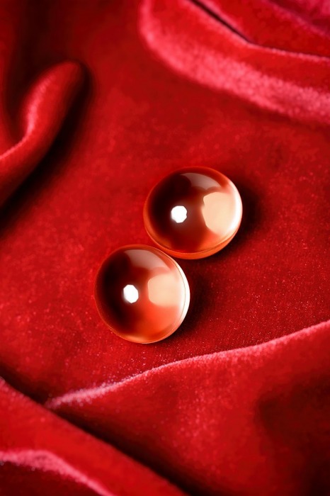 Масло для ванны и массажа SEXY CASE с цветочно-древесным ароматом - 2 капсулы (3 гр.) - INTT - купить с доставкой в Новосибирске