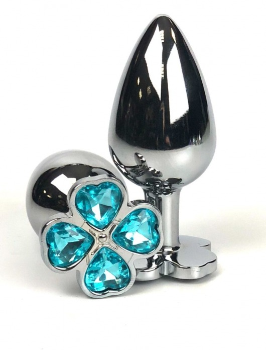 Серебристая анальная втулка с клевером из голубых кристаллов - 6,5 см. - Vandersex - купить с доставкой в Новосибирске