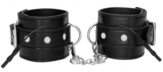Черные наручники с электростимуляцией Electro Handcuffs - Shots Media BV - купить с доставкой в Новосибирске