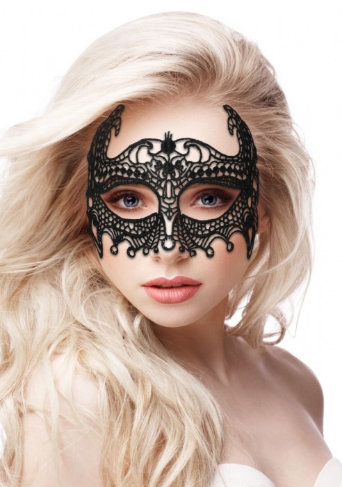 Черная кружевная маска ручной работы Empress Black Lace Mask - Shots Media BV купить с доставкой