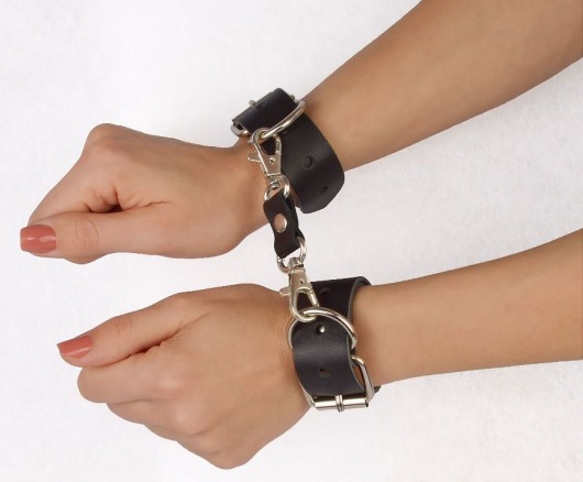 Чёрные наручники  Новичок  на карабинах - Sitabella - купить с доставкой в Новосибирске