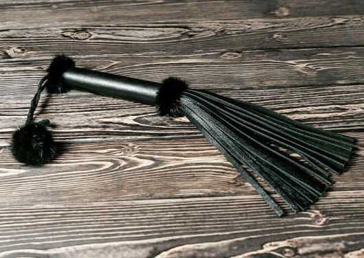 Черная мини-плеть с отделкой из меха норки - 36 см. - Vulgar - купить с доставкой в Новосибирске