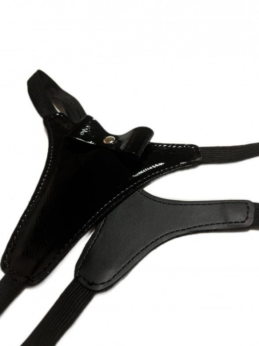 Черные лаковые трусики-стринги с бантиком - БДСМ Арсенал купить с доставкой