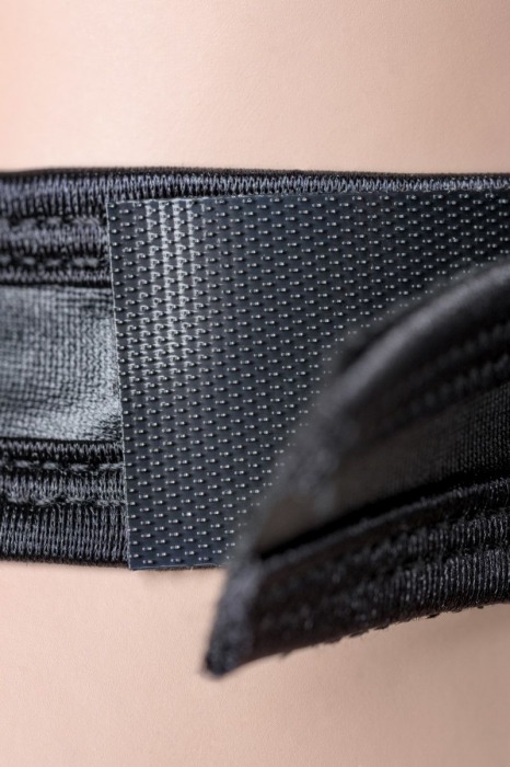 Облегающее платье с прозрачными вставками на спинке - Candy Girl купить с доставкой