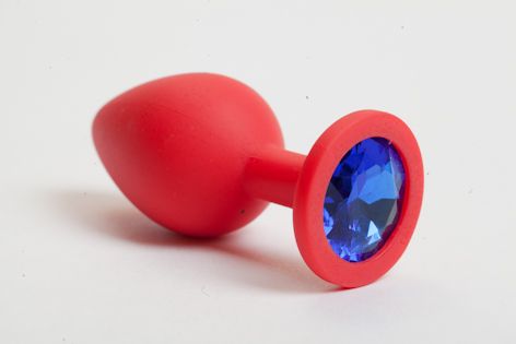 Красная силиконовая анальная пробка с синим стразом - 8,2 см. - 4sexdreaM - купить с доставкой в Новосибирске