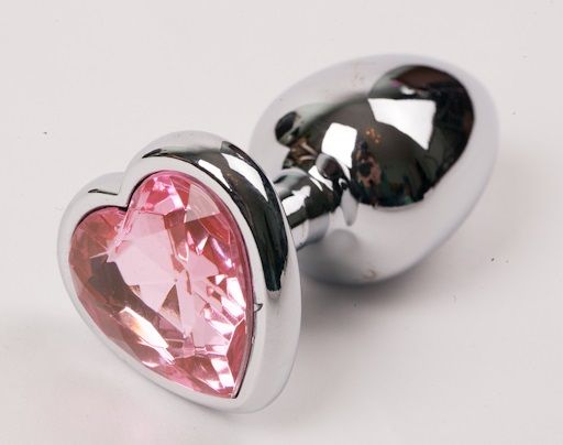 Серебристая анальная пробка с розовым стразиком-сердечком - 8 см. - 4sexdreaM - купить с доставкой в Новосибирске