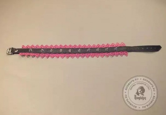 Чёрный ошейник с цикламеновым кружевом и шипами - Подиум - купить с доставкой в Новосибирске