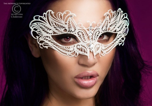 Изысканная белая карнавальная маска Chilirose - Chilirose купить с доставкой