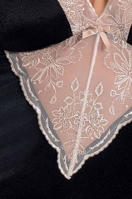 Соблазнительная сорочка с кружевами на лифе Lotus (большой размер) - Passion купить с доставкой