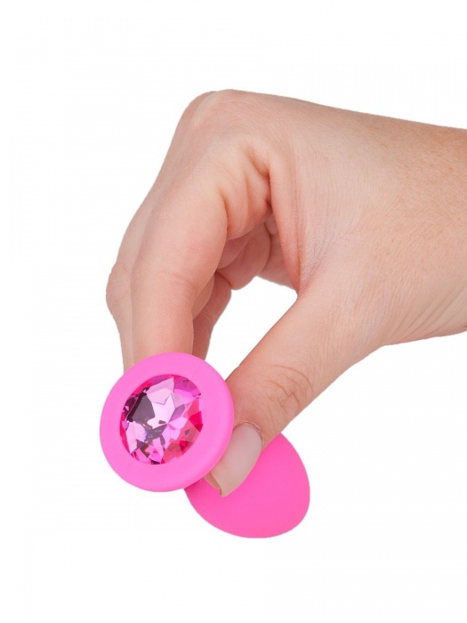 Розовая анальная втулка с малиновым кристаллом - 7,3 см. - Джага-Джага - купить с доставкой в Новосибирске